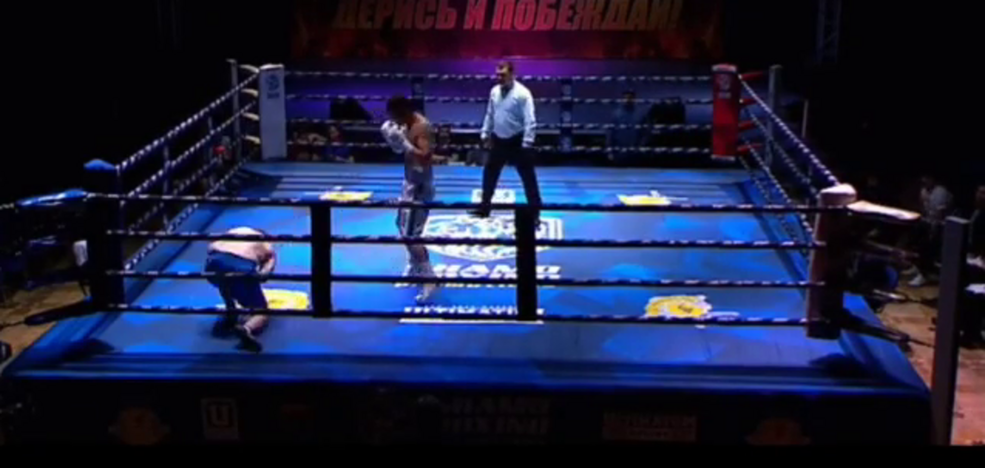 Российского боксера избили в Москве в первом раунде