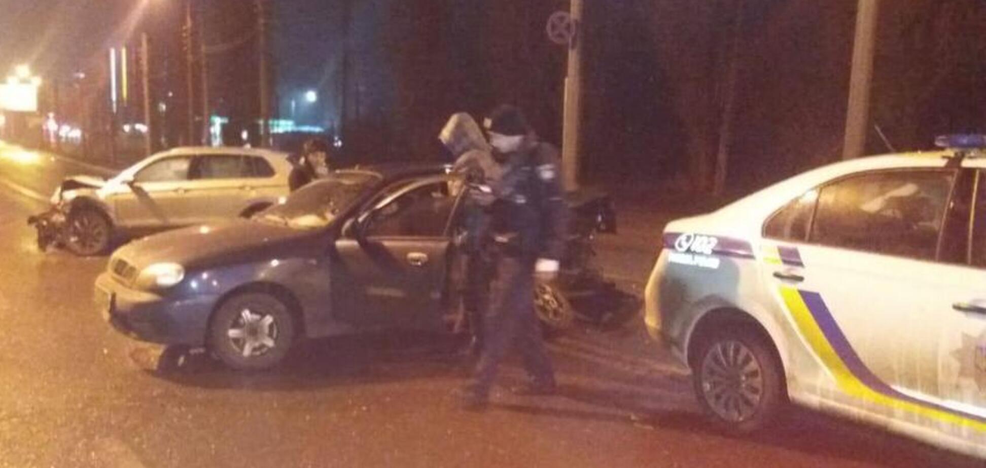 У Харкові п'яний водій протаранив три авто на місці ДТП: багато поранених. Відео 18+
