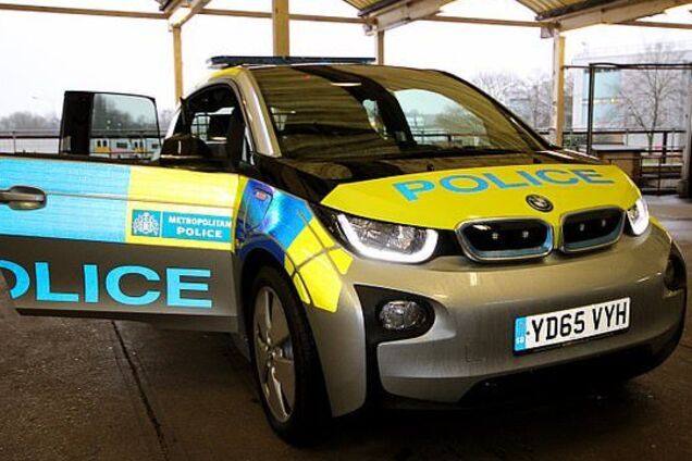 Полиция Британии закупила электрокары и жестко их раскритиковала: что произошло