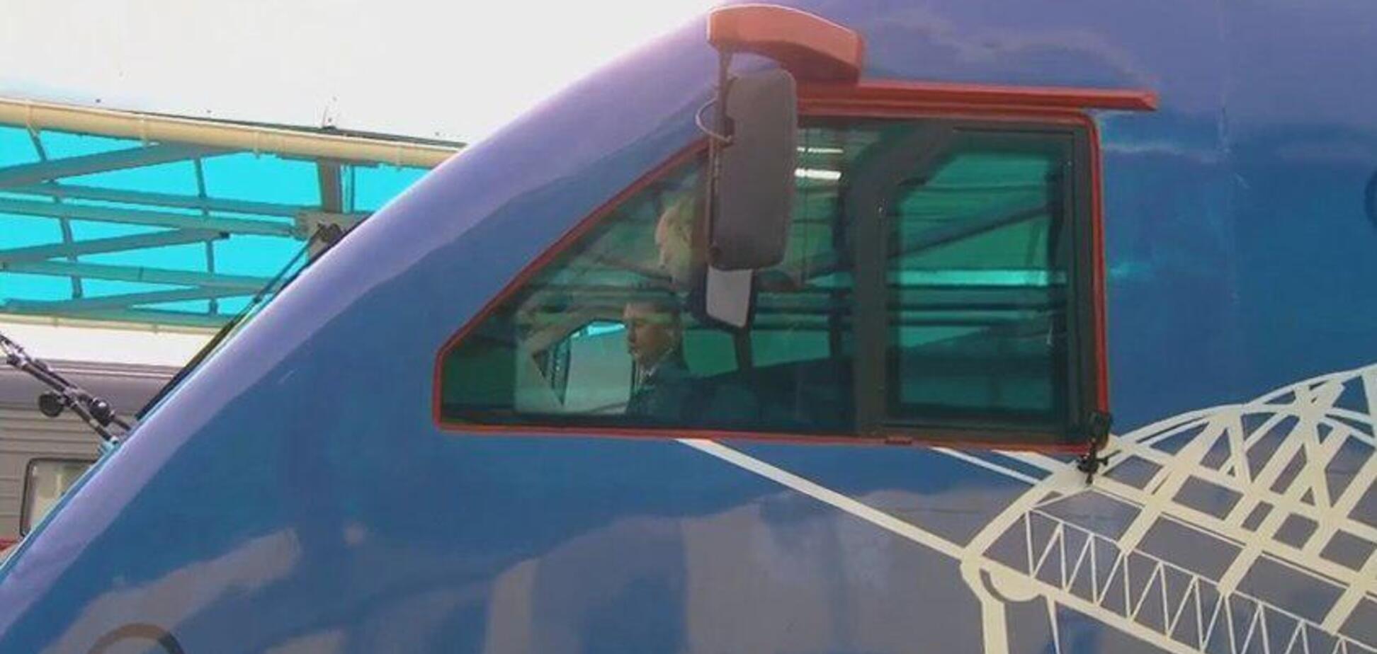 Украина приготовила ответ на поезд Путина через Крымский мост