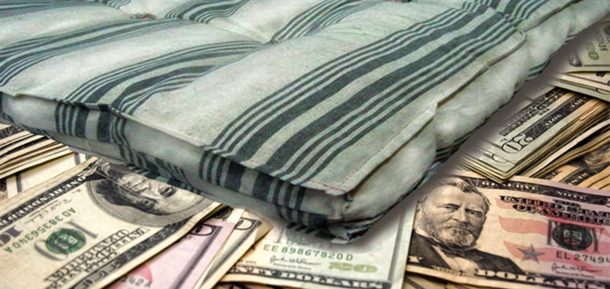 На Одесщине нашли клад в старом матраце (иллюстрация)