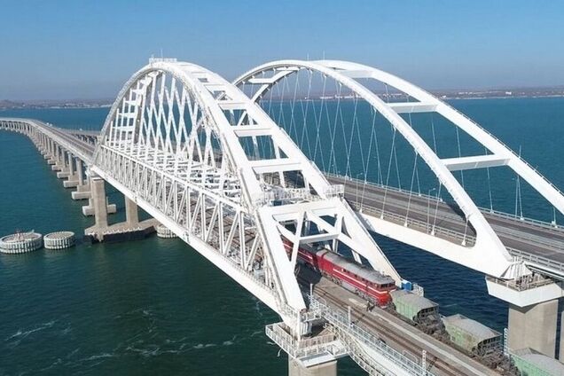 'Черная метка!' Замечен признак скорого крушения Крымского моста