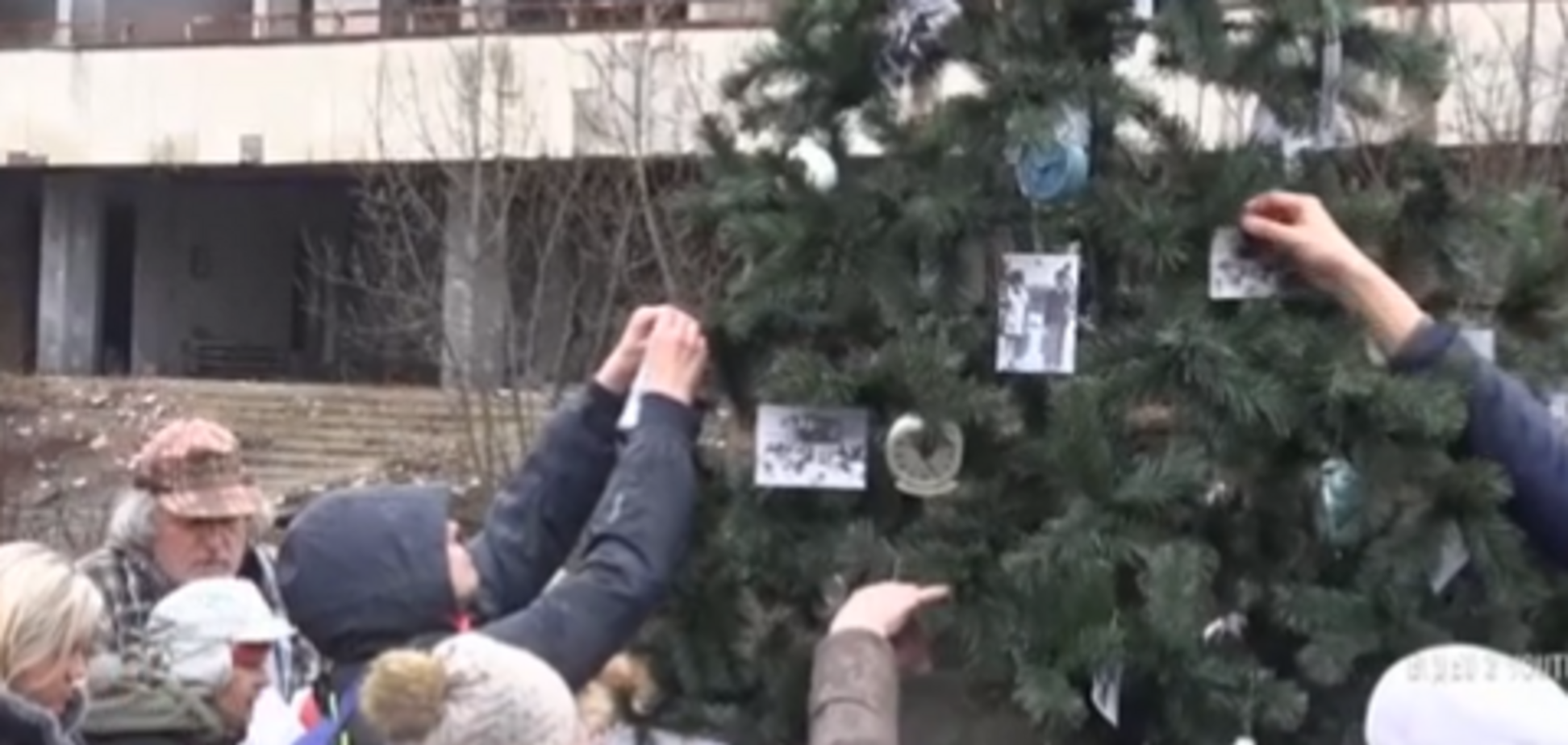 В Припяти одели новогоднюю елку