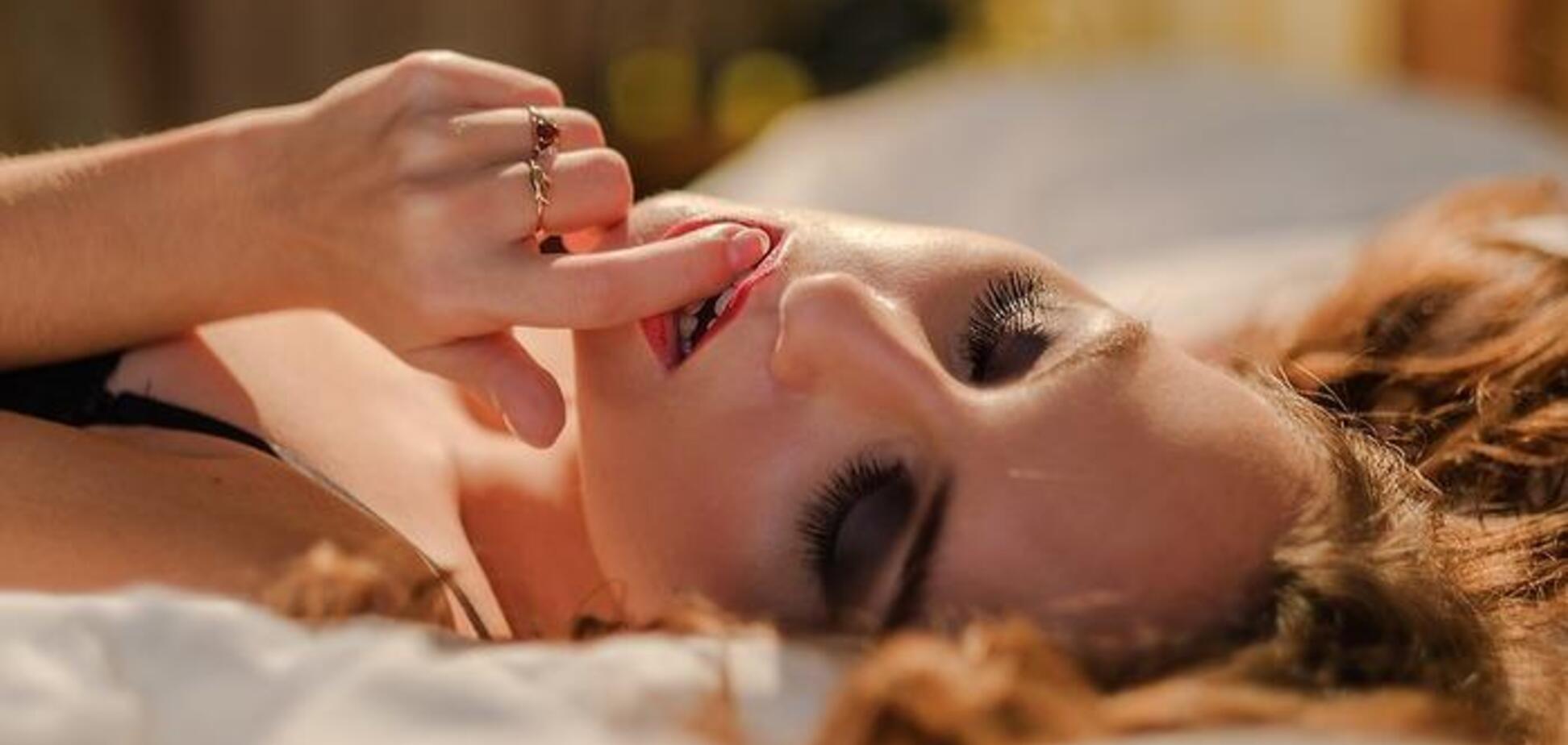 Не вмикайте це! Опублікований список пісень, які 'вбивають' секс