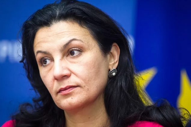 'Должен извиниться!' У Порошенко обратились к Зеленскому из-за депутатов-непрофессионалов