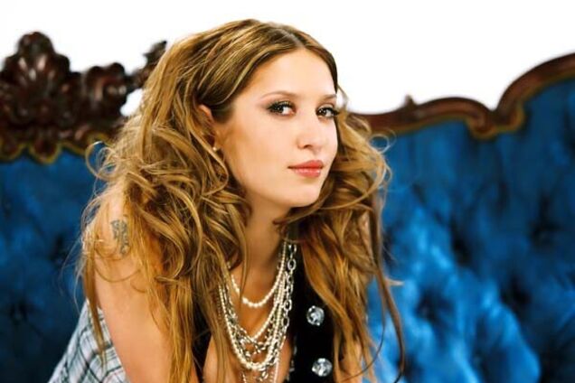 Алене Винницкой – 45 лет: куда пропала и как сейчас выглядит экс-солистка 'ВИА Гры'