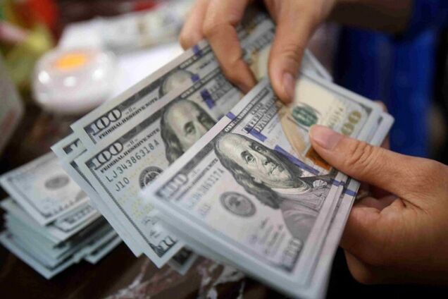 Середня зарплата в Україні встановила історичний рекорд