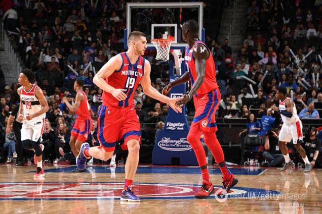 Украинец Михайлюк показал яркую игру в рекордном матче НБА