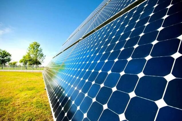 Свел платежи к нулю: украинец поделился опытом установки солнечных панелей