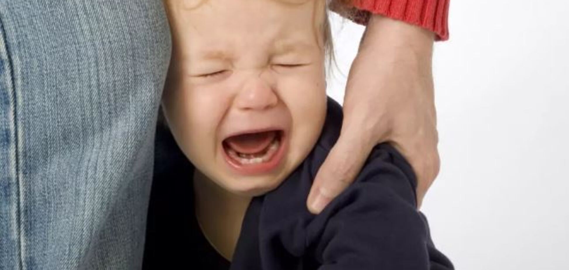 Переломал все кости: под Киевом отец зверски забил до смерти 4-летнего сына