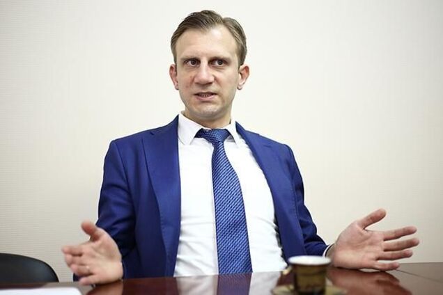 Кабмин уволил отстраненного главу АРМА Янчука: подробности скандала