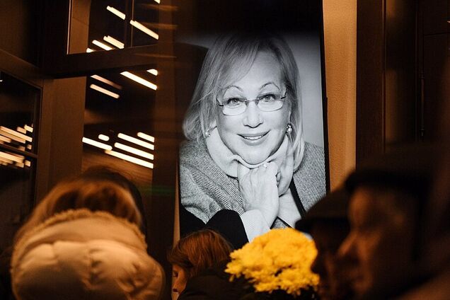 Похороны Волчек: кто из звезд пришел попрощаться. Фото