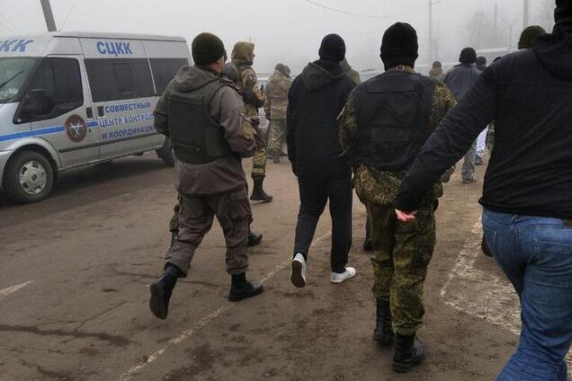Обмен пленными с "Л/ДНР" начался: появились первые фото и видео передачи