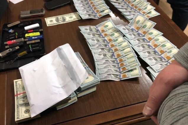 НАБУ затримало 'кума' глави ДБР на великому хабарі: всі подробиці