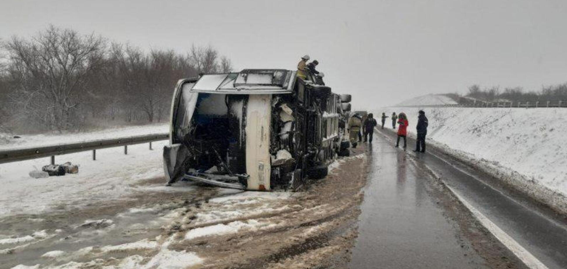Українці потрапили у страшну ДТП в Росії: 17 постраждалих