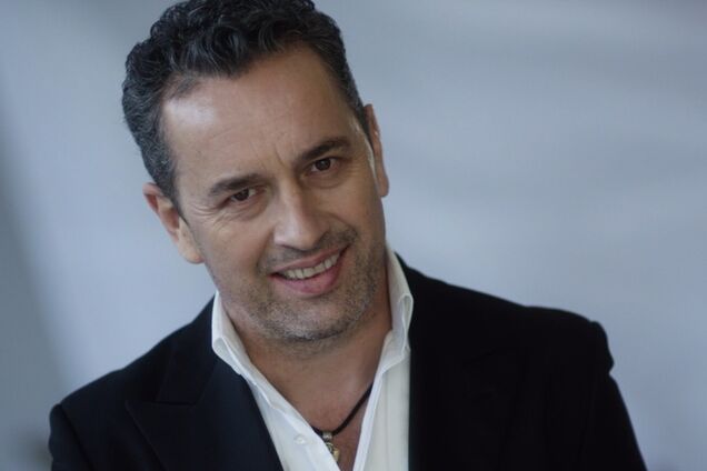 ДОРОШ научился танцевать балет с солисткой Национальной оперы Украины Еленой Горшуновой в новом видео “Вьюга”