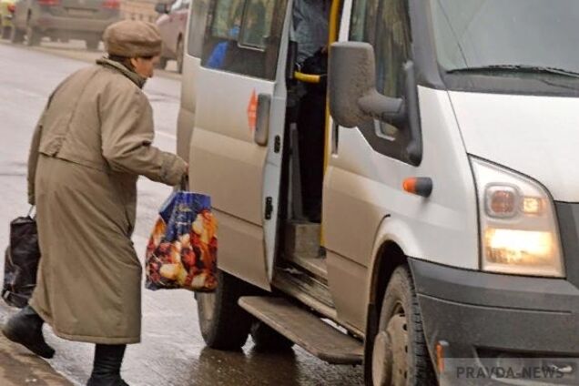 "Стукала в двері": у Дніпрі маршрутник жорстко принизив жінку