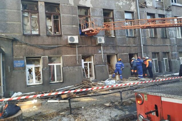 Пожар в одесском колледже: сколько будут разбирать завалы и что со зданием - фото, видео