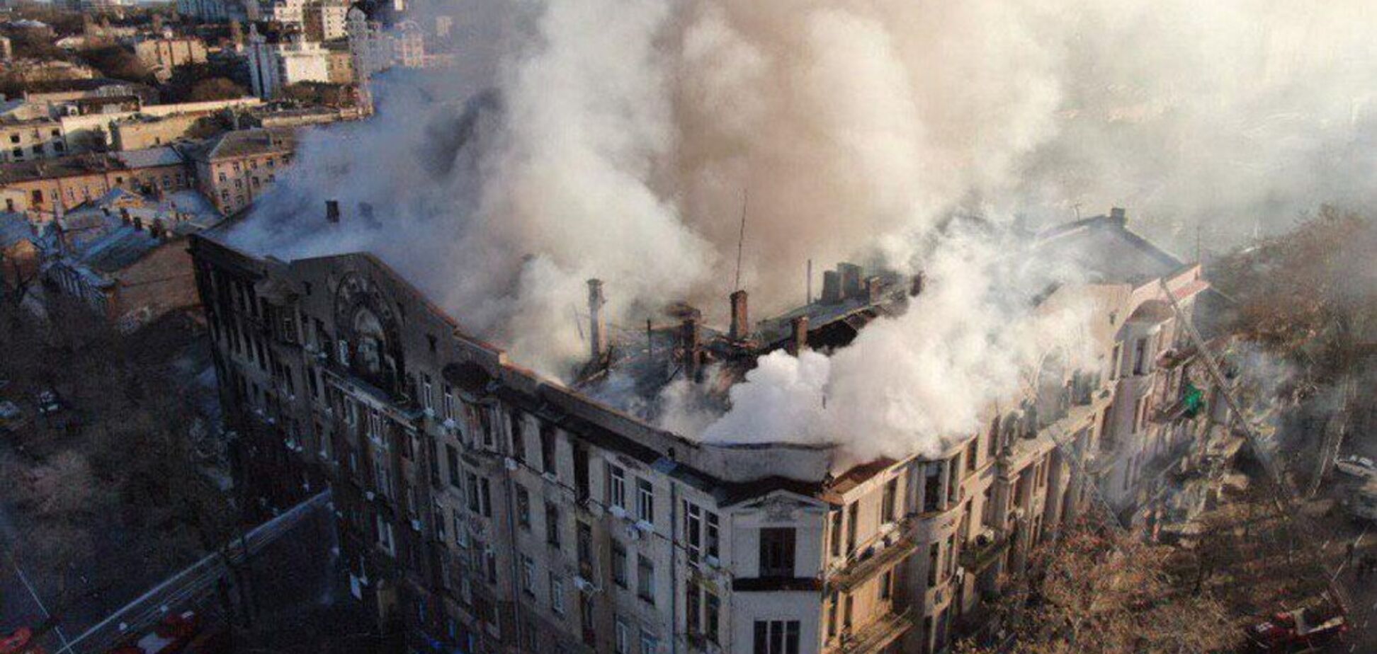 Смертельный пожар в колледже Одессы: в МОН сообщили, где будут учиться студенты