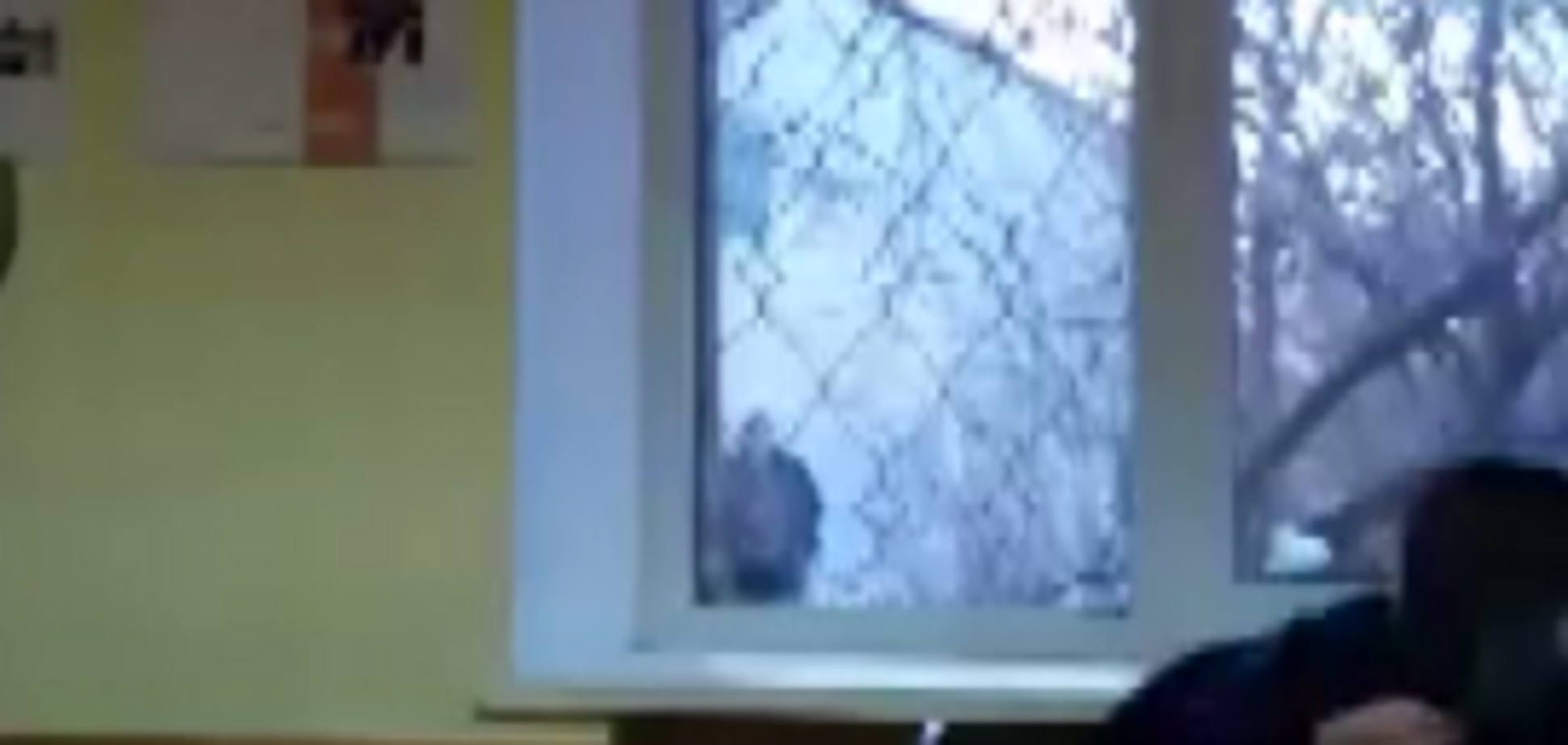 В Киеве извращенец мастурбировал у колледжа