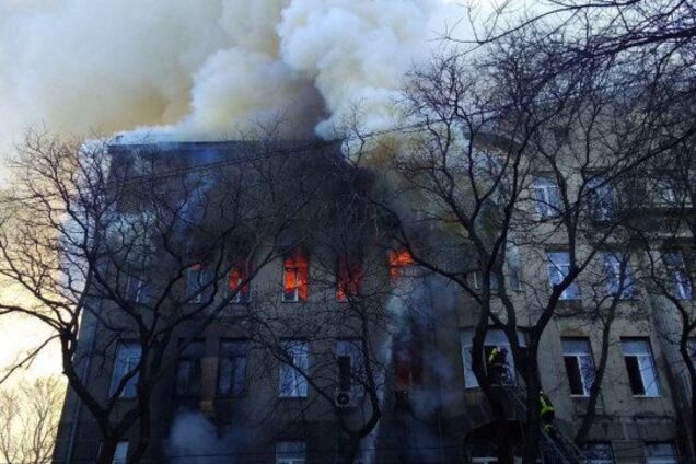 В жутком пожаре в Одессе погибли около 15 человек