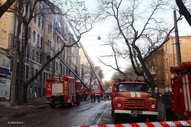 Что происходит со сгоревшим в Одессе колледжем утром 5 декабря: фото