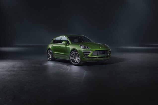 Porsche готовит мощный электрический кроссовер