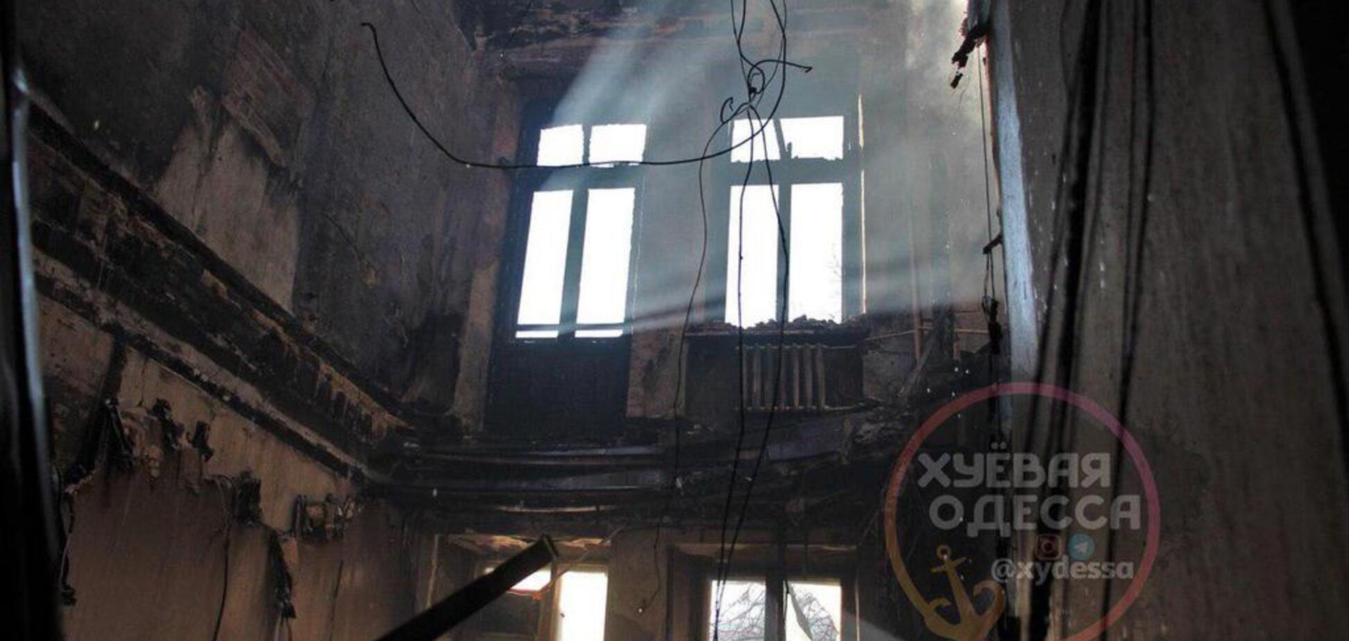 Рухнувшие перекрытия, залитые полы: экстремалы засняли сгоревший колледж изнутри и с высоты - фото, видео