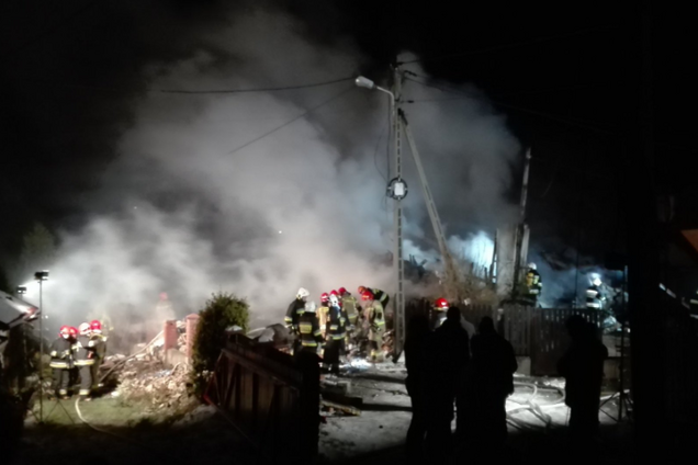 На курорте в Польше взорвался дом: сгорели две семьи