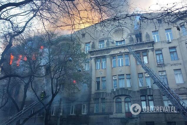 Пожежа в коледжі в Одесі