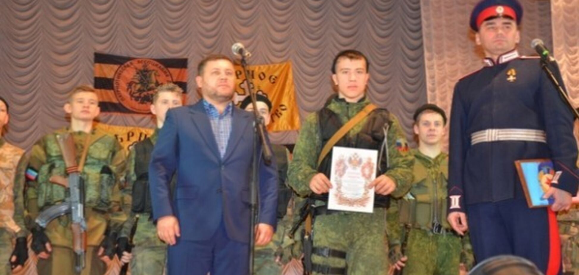 Штурмом освобождали заложников: террористы на Донбассе устроили 'войнушки' с детьми