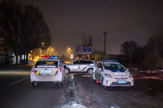 В Днепре вооруженная банда устроила стрельбу на парковке: подробности ЧП