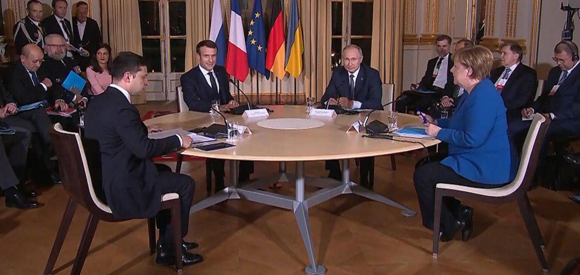 Зеленський не потиснув руку Путіну? З'явилася суперечлива інформація