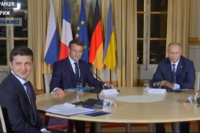 Переговоры Зеленского с Путиным в 'нормандском формате': видео первой встречи
