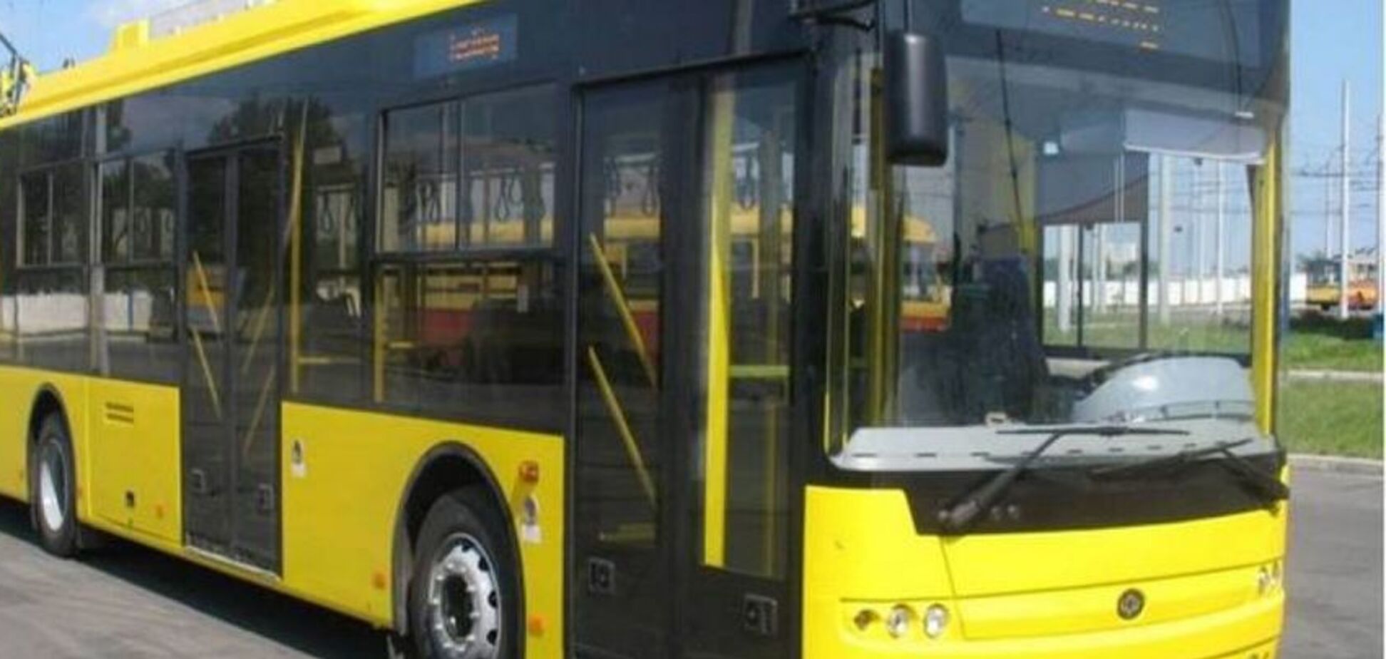 ''Це дико!'' У Києві водій тролейбуса оскандалився поведінкою