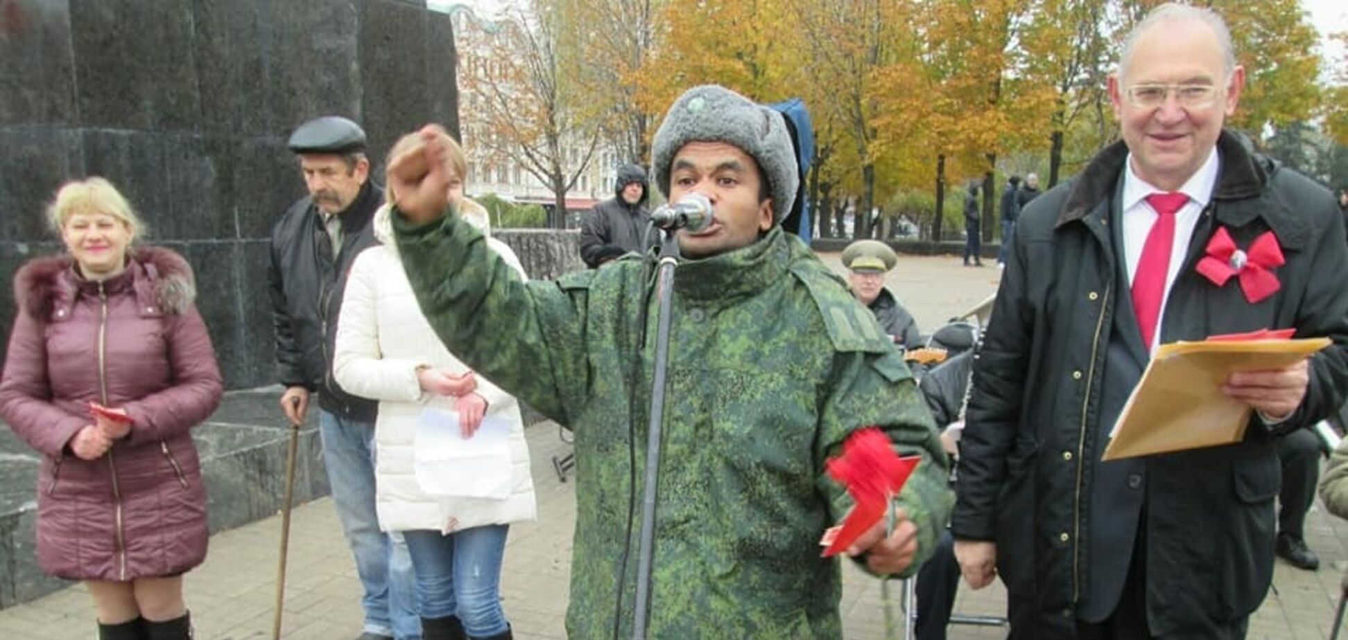 ''Дивіться, я – ваш фюрер!'' ''Чорний Ленін'' заступився за Україну