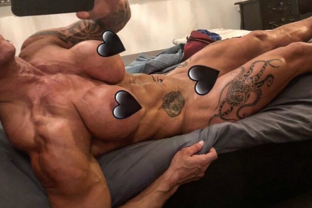 'Ледь не вирвало': гола культуристка-'труп' шокувала мережу