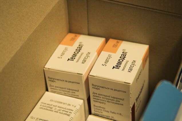 Фонд ''Відродження'' передав в онкоцентр препарат для хіміотерапії