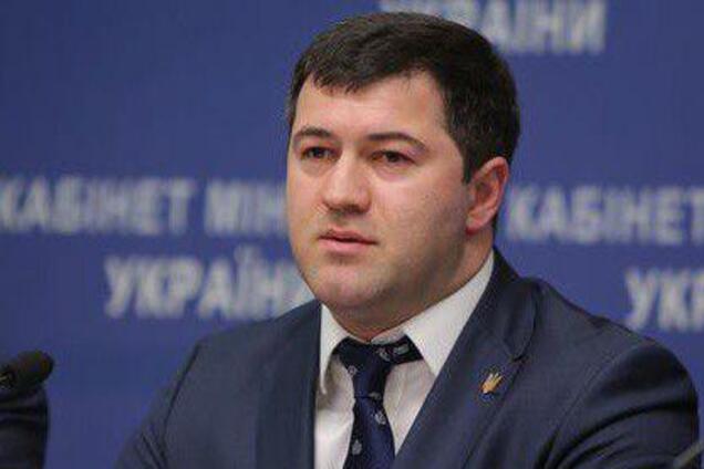 Роман Насиров