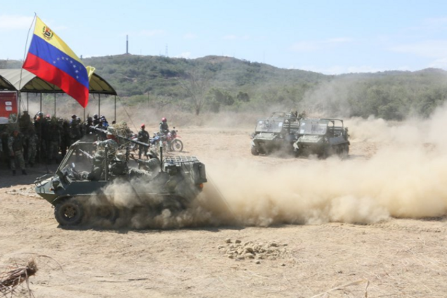 Дразнит зверя: Мадуро под носом у США пошел на масштабную военную провокацию