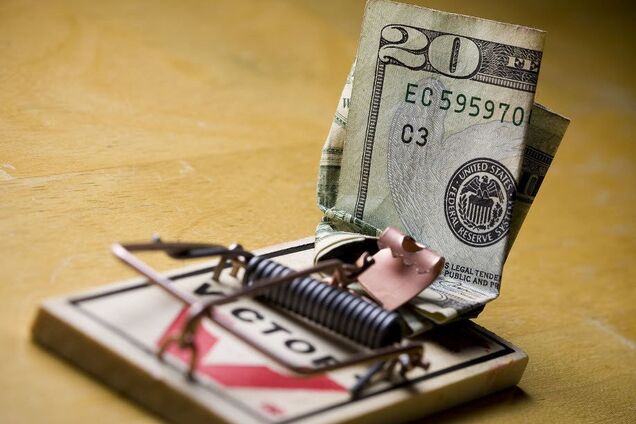 Українці масово стають жертвами фінансової афери: розкриті деталі