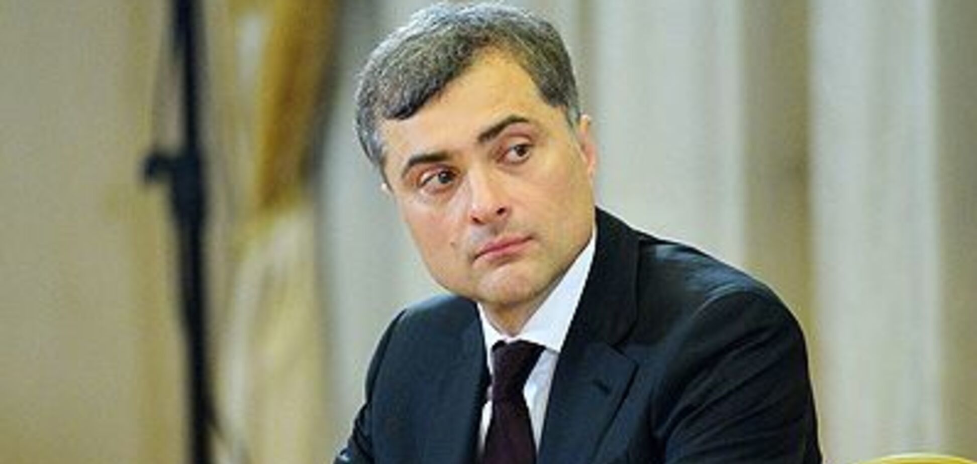 Статья Суркова: размышления солитера о жизни и о себе