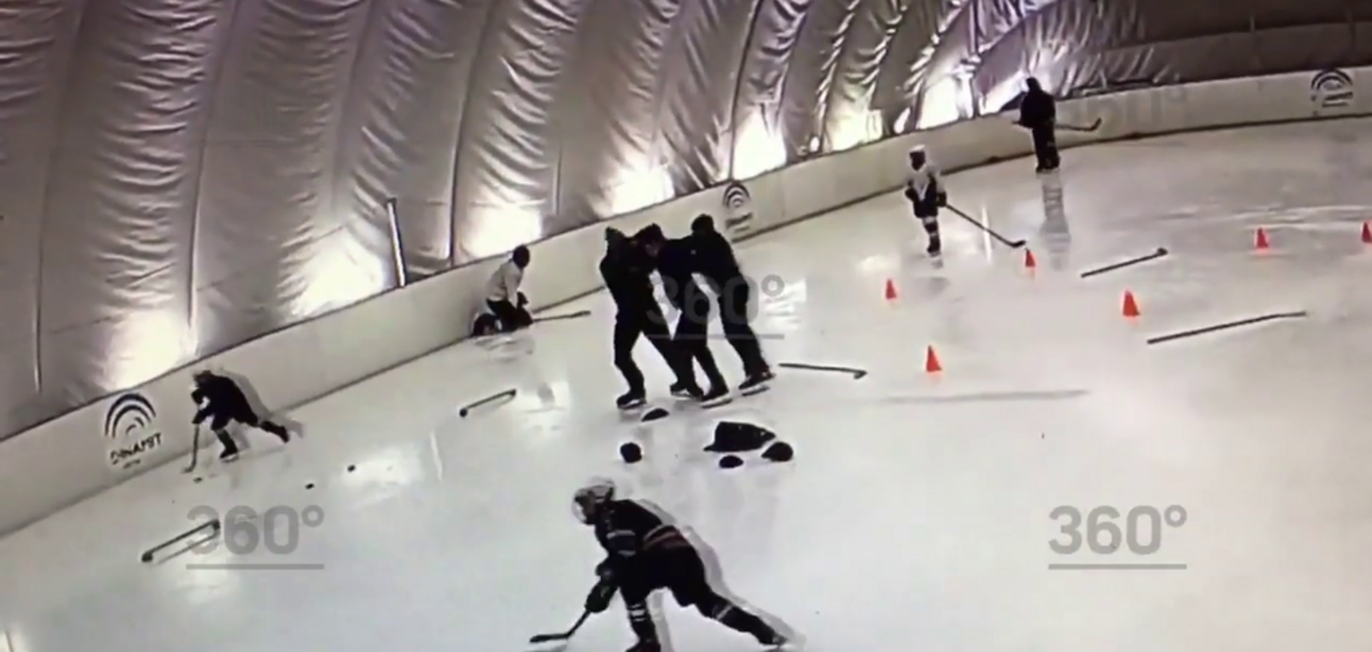 В Санкт-Петербурге тренера избили за посты в Instagram — опубликовано видео