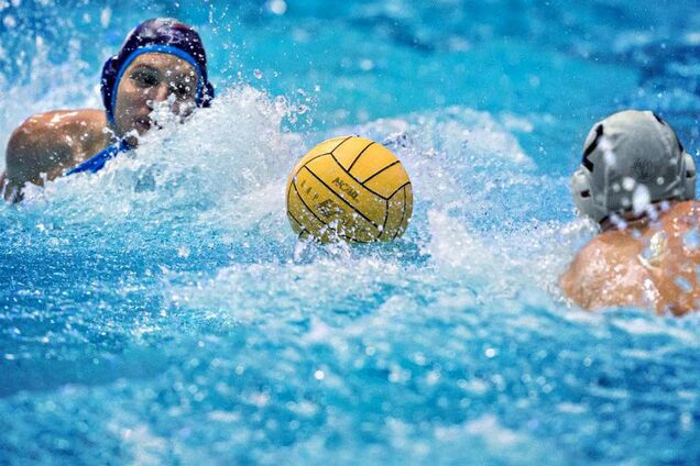 У Росії ватерпольний матч закінчився грандіозною бійкою