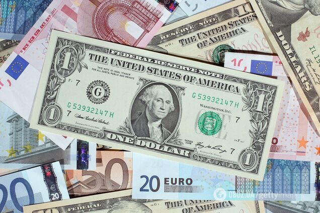 Доллар в банках Украины подорожал: сколько стоит валюта
