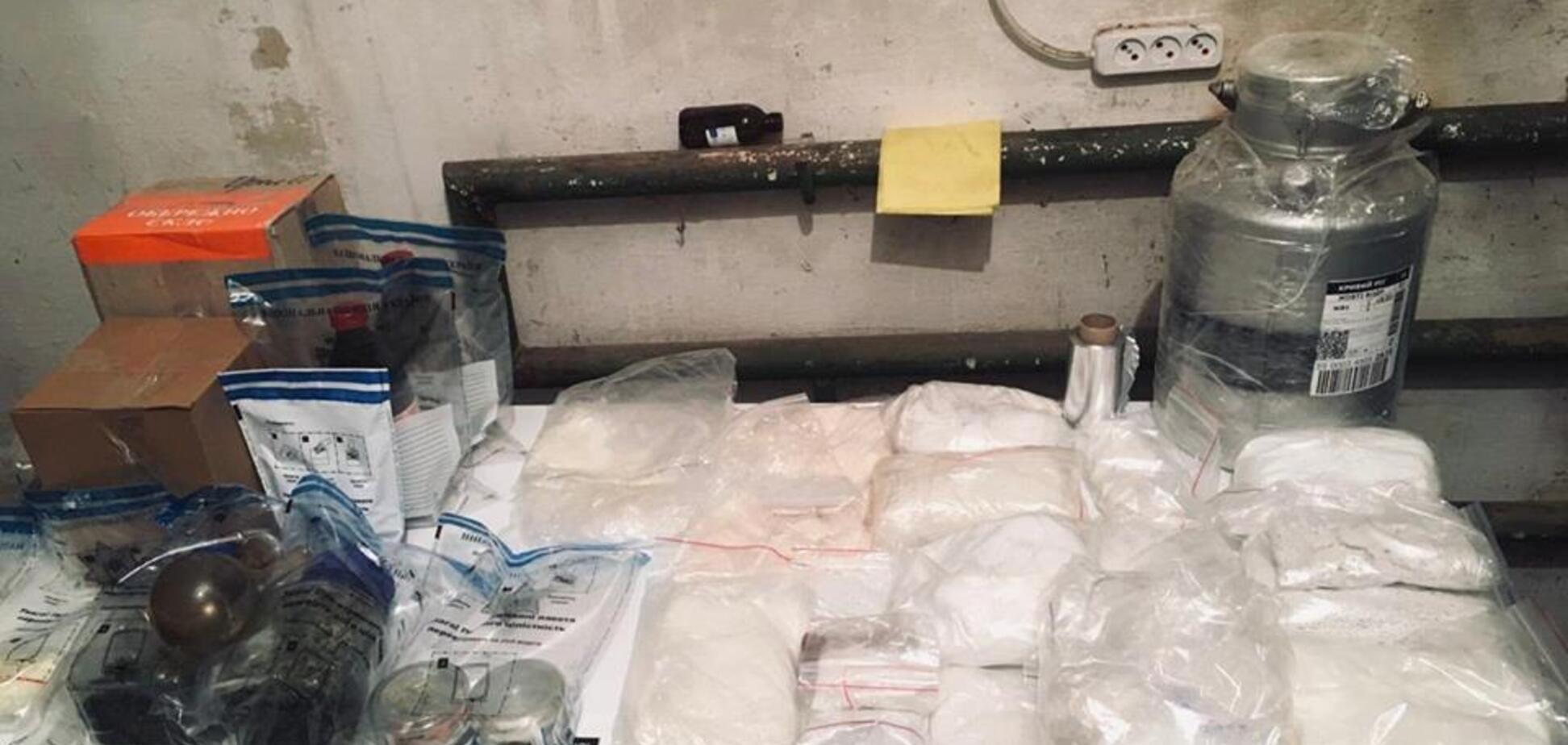В Кривом Роге накрыли крупную нарколабораторию: фото