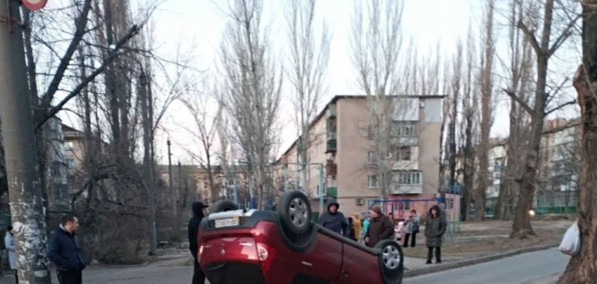 В Мелитополе пьяный водитель перевернулся на своем автомобиле (ВИДЕО)
