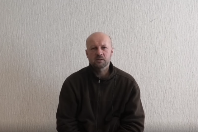 Боец ВСУ попал в плен 'ДНР': террористы показали видео допроса
