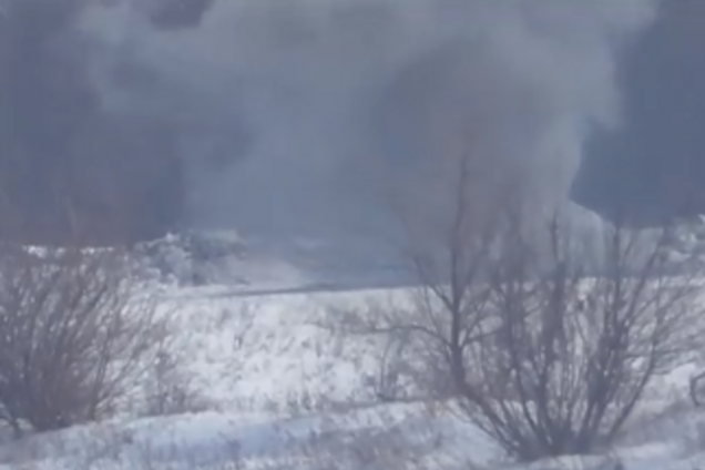  Прямое попадание: опубликовано видео меткого удара ВСУ по боевой точке ''ЛНР''