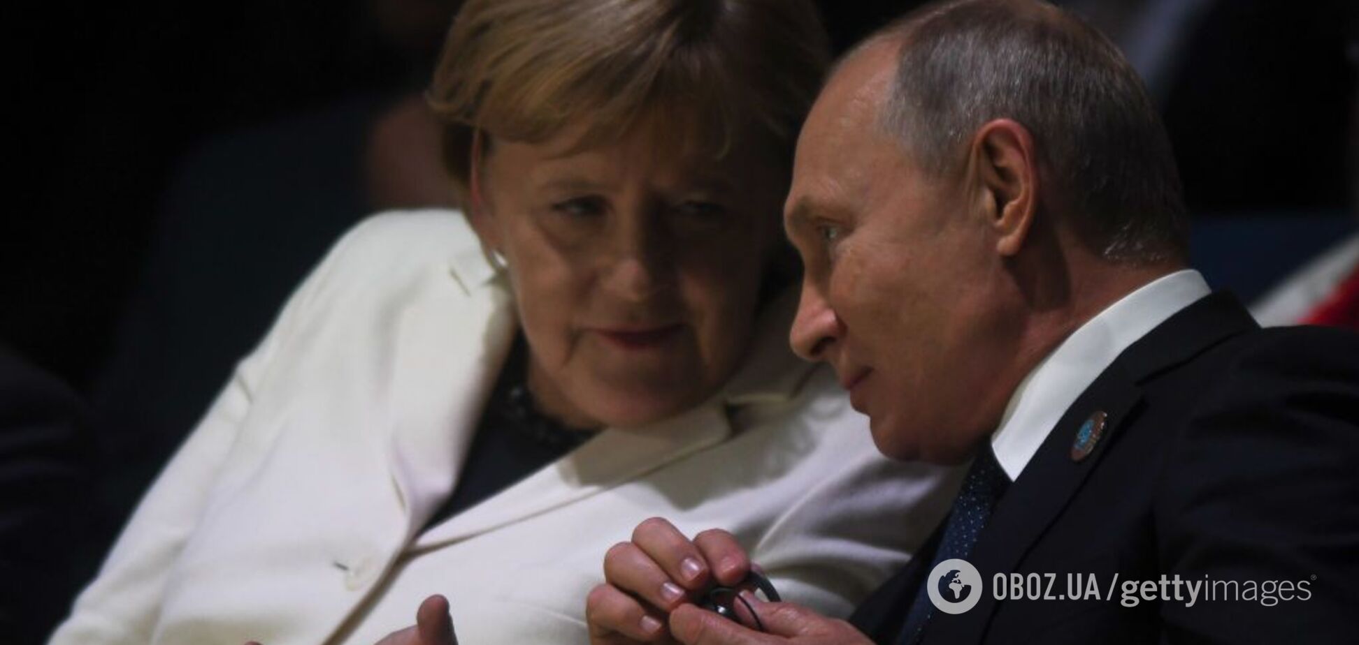 Меркель и Путин вонзили нож в спину Украины